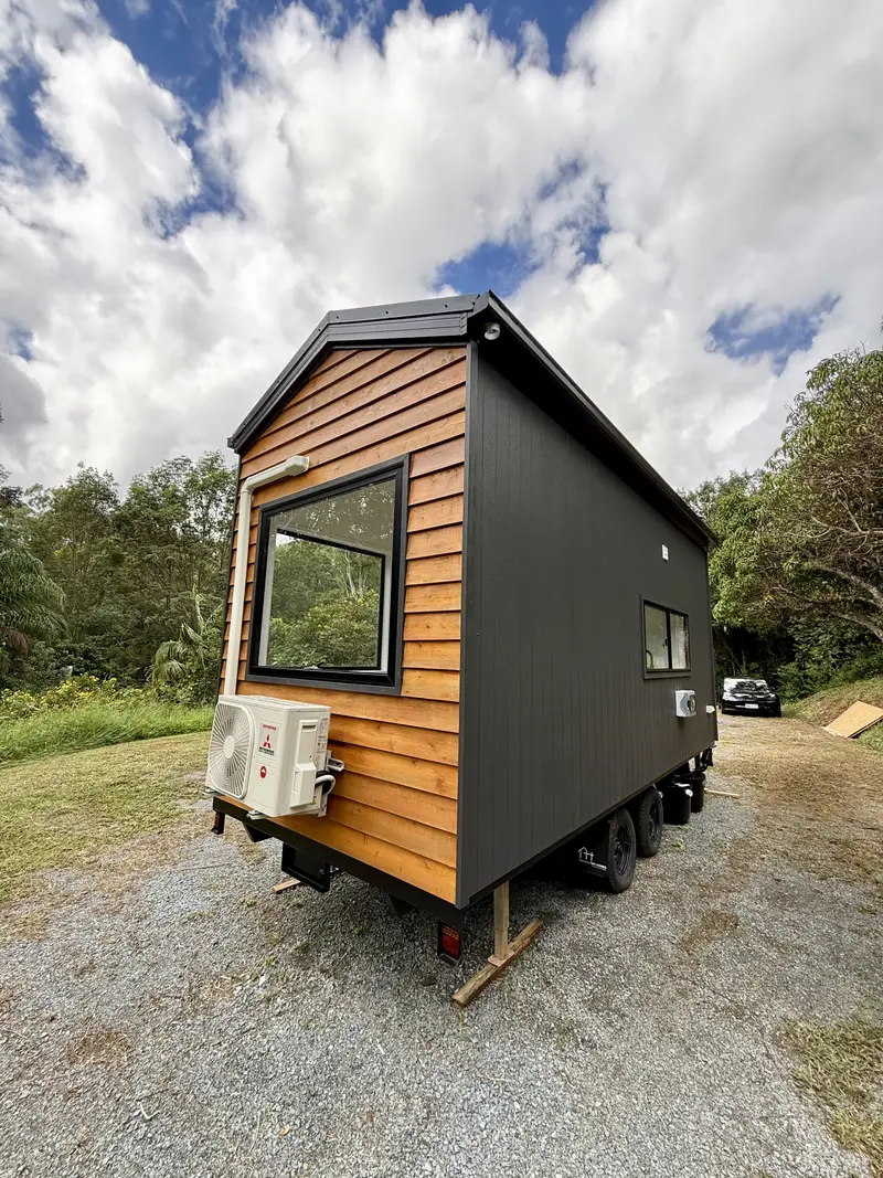 1 bedroom 6m container home - Image 10