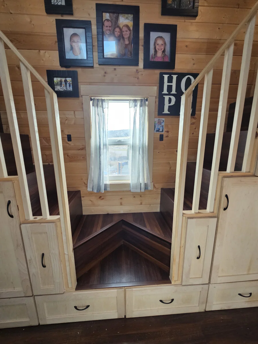 PREOWNED 1 BEDROOM TINY HOUSE - Image 9