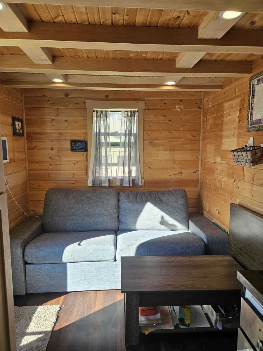 PREOWNED 1 BEDROOM TINY HOUSE - Image 11